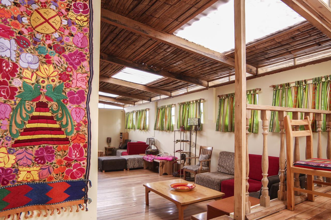 Inti Sisa Art Guesthouse Guamote Exterior foto